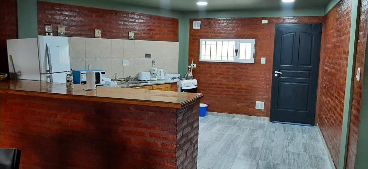 Alquiler Temporario En Trelew Luaran gambar